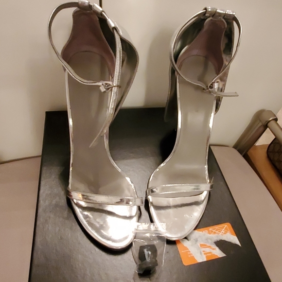 Alexander Wang ankle cuff strap heels - Picture 8 of 8